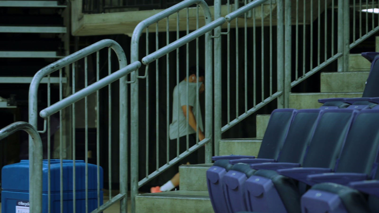 THE 5TANDARD — frame 25